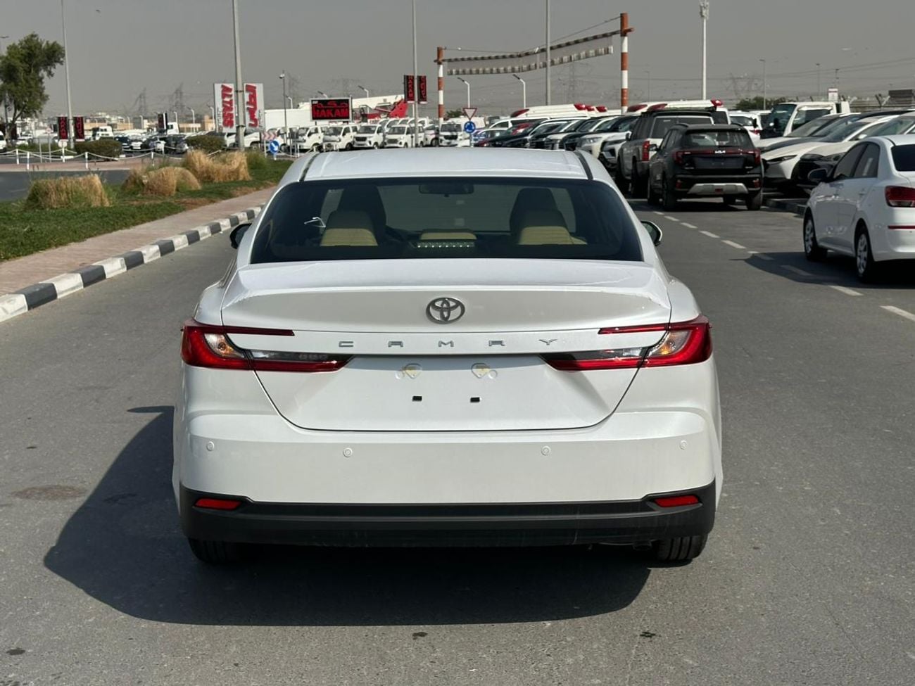 Toyota Camry XLE 2026 toyota camry 2.5 E