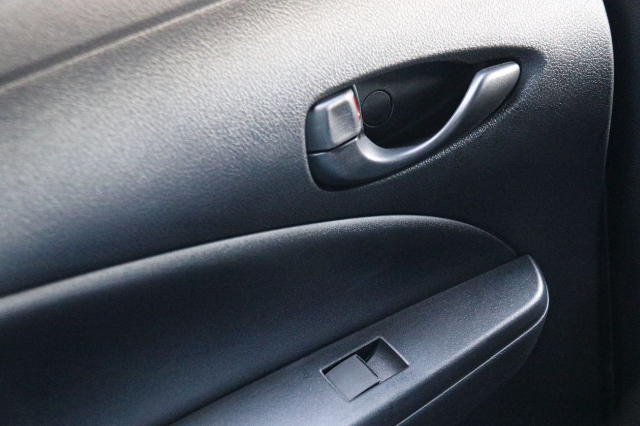 Toyota Yaris Yaris 1.3 Hatchback 2025