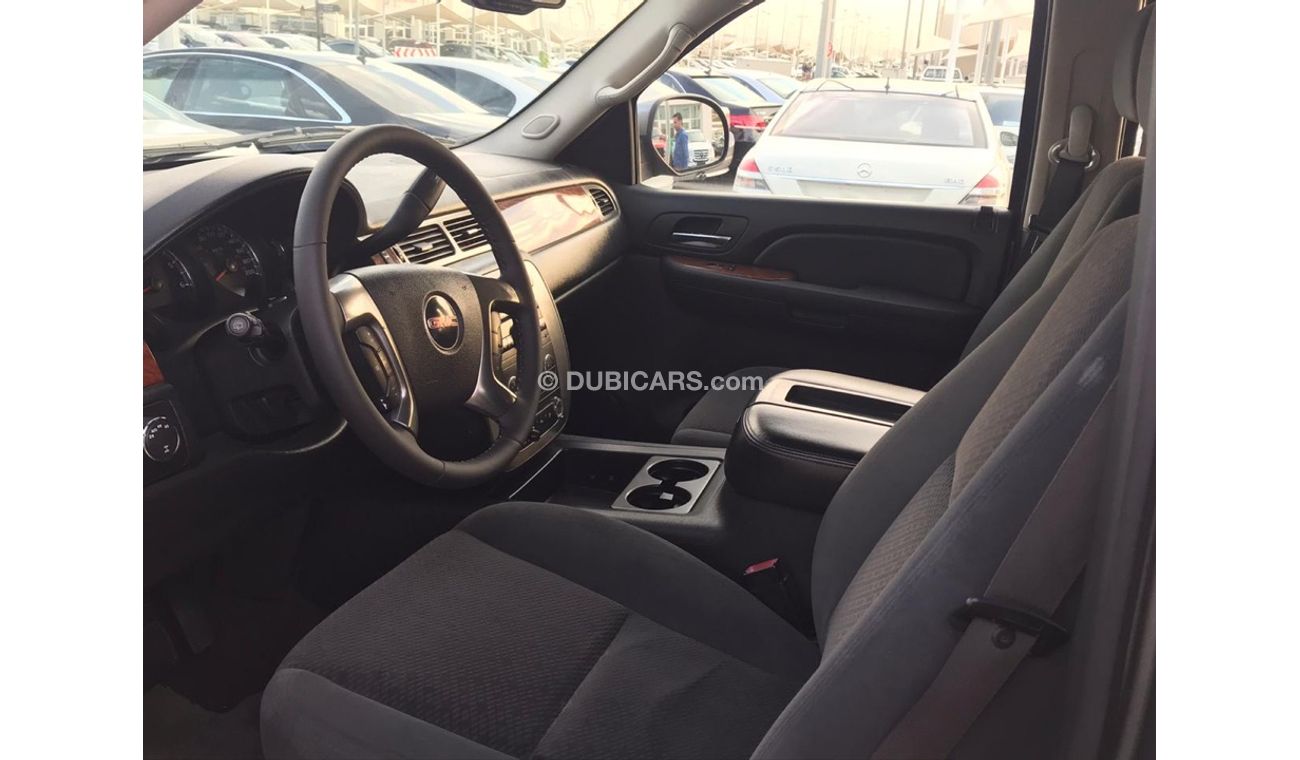 جي أم سي يوكون جيمس يوكن موديل 2007 خليجي  السياره حاله ممتازه  من الداخل والخارج الموتر مسرفس بالكامل