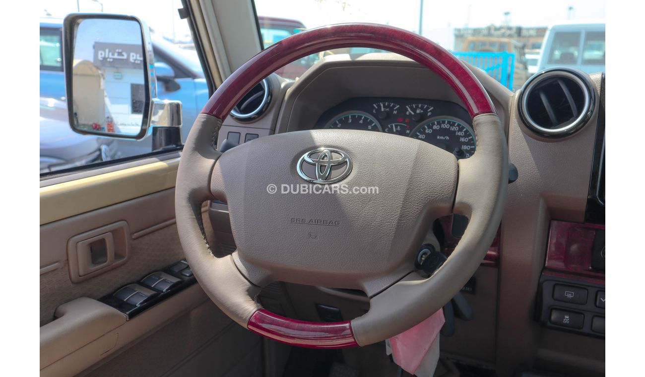 Toyota Land Cruiser 70 TOYOTA LAND CRUISER HARD TOP 5DOORS 4.0L 2023 Engine 4.0L Model 2023 Drive 4WD (EXPORT)