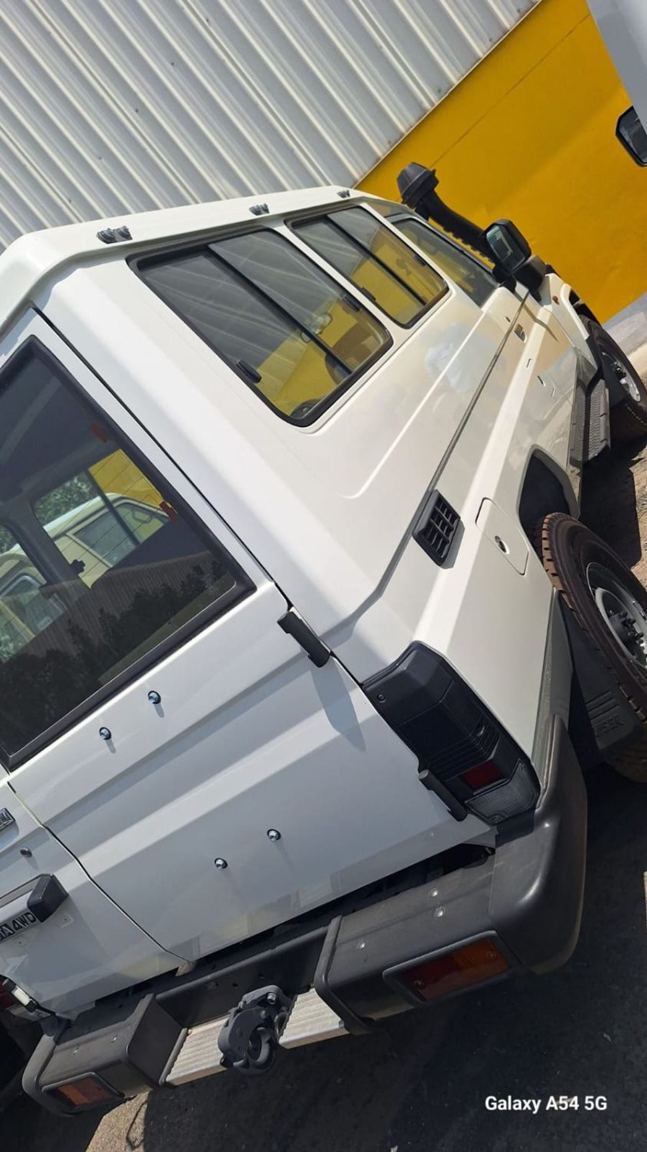 Toyota Land Cruiser 70 TOYOTA LAND CRUISER LC78 4.0L AT