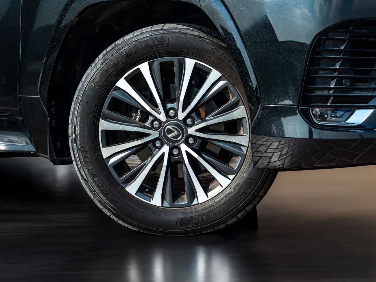 Lexus LX 600 Prestige 3.5L ( CYL)