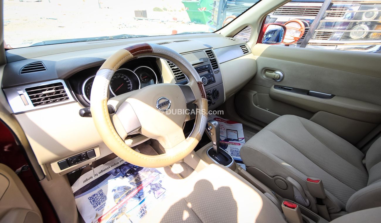 Nissan Tiida