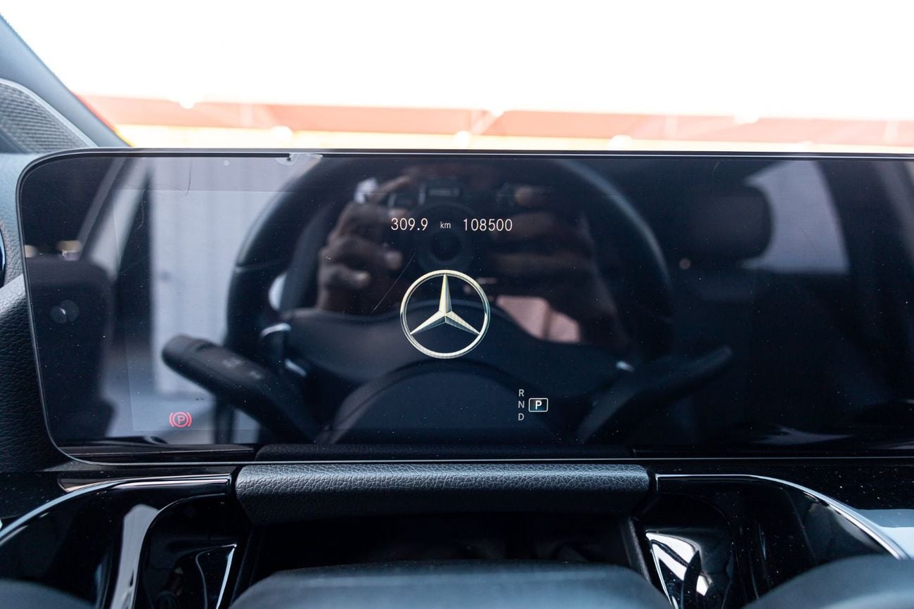 مرسيدس بنز GLA 200