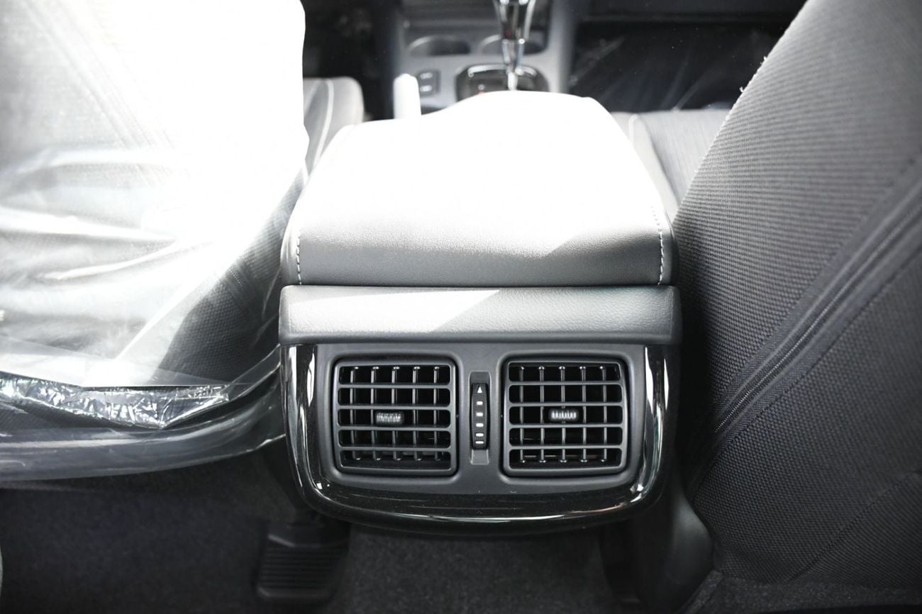 تويوتا هيلوكس Toyota Hilux 4.0 LTR V6 Adventure Automatic Petrol 4x4 With Air Compressor