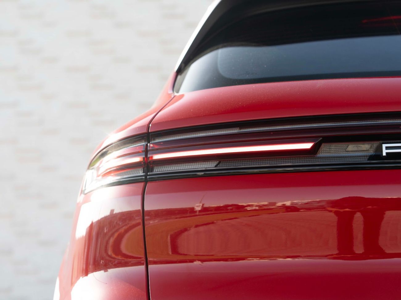 Porsche Cayenne Base Coupe