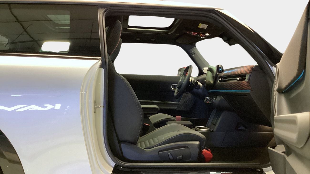 ميني جون كوبر John Cooper Works | شامل الضمان | 0 ﺪﻔﻋﺓ ﺃﻮﻟﻯ