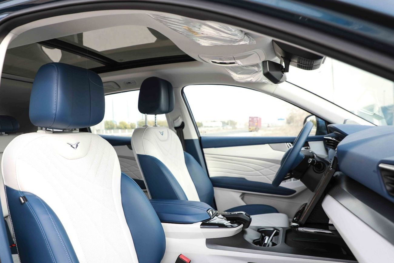 كايي X7 2025 KAIYI X7 LIMITED 2.0 - WHITE inside BLUE & WHITE | Export Price