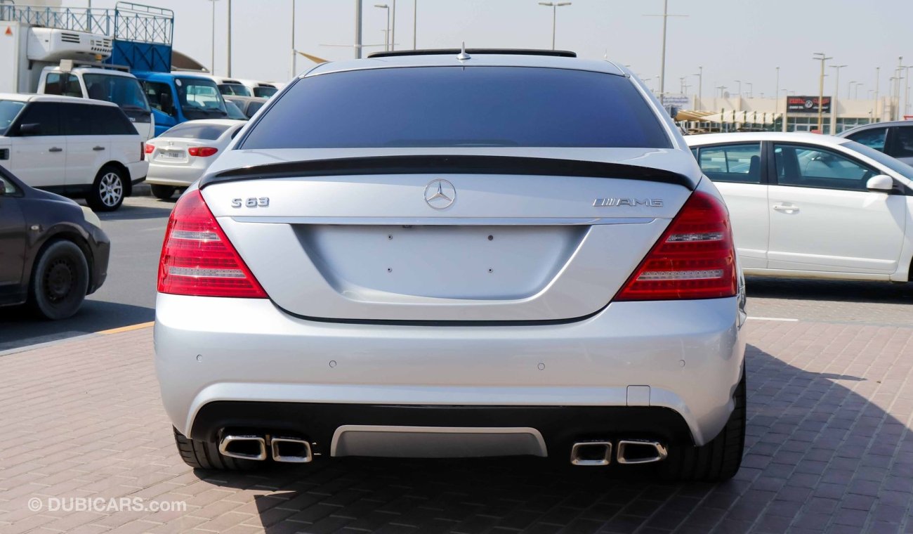 مرسيدس بنز S 500 With S63 AMG Body kit