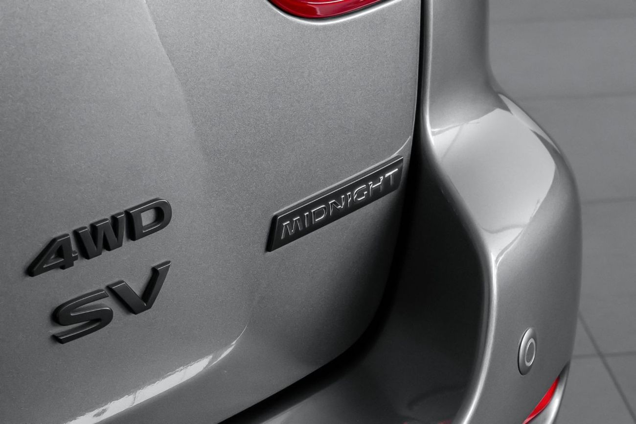 Nissan Pathfinder Midnight Edition 3.5L