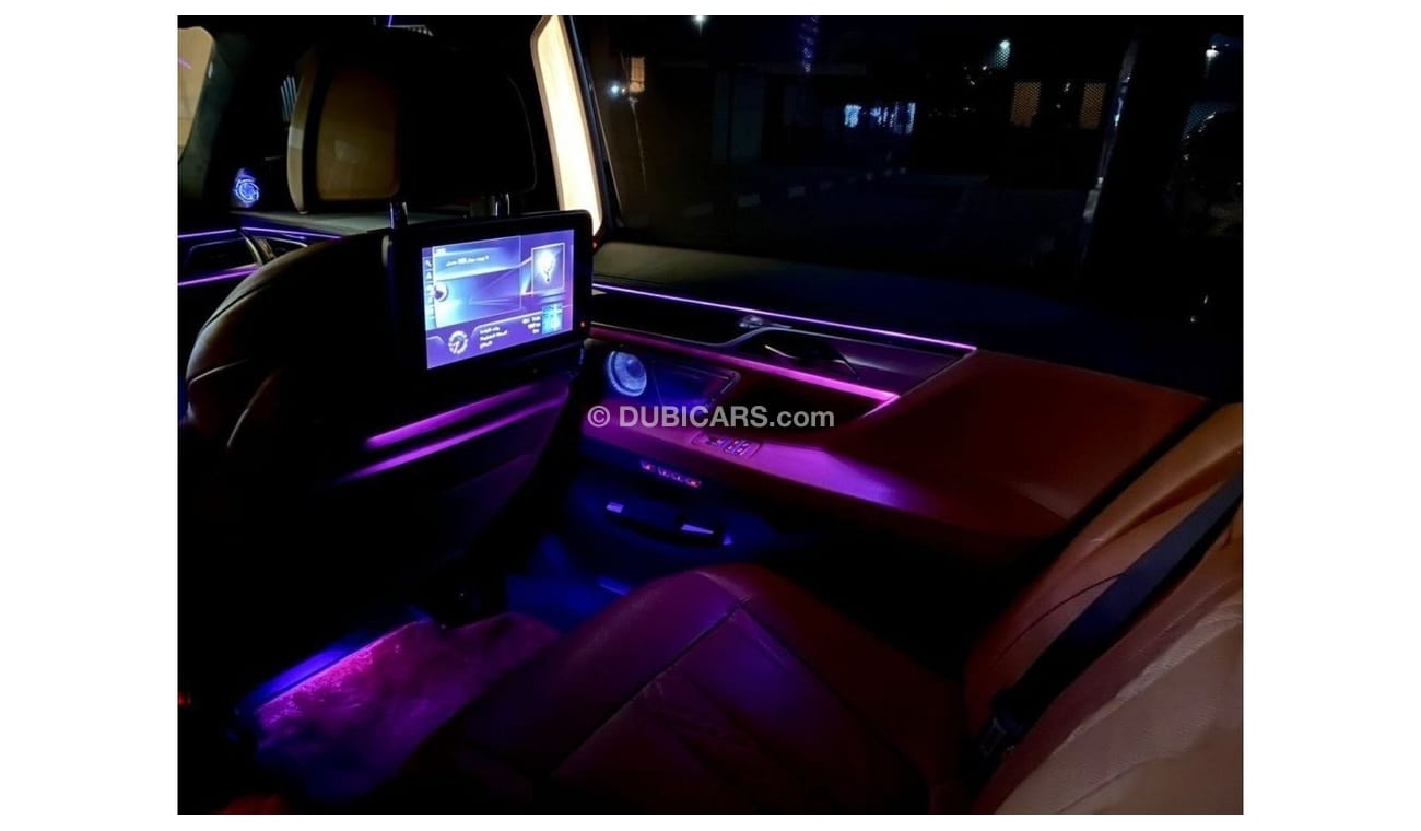 BMW 730Li Std low mileage, full history service, GCC