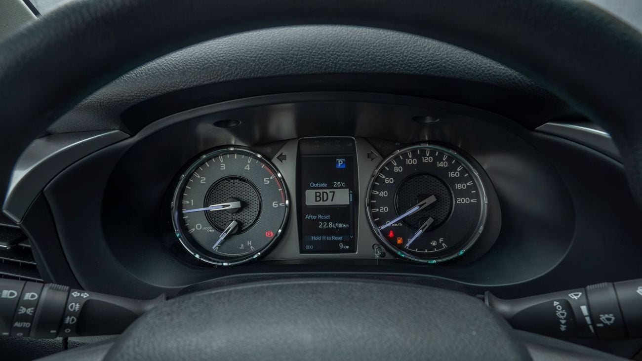 Toyota Hilux TOYOTA HILUX 2.8 HIGH -2026YM