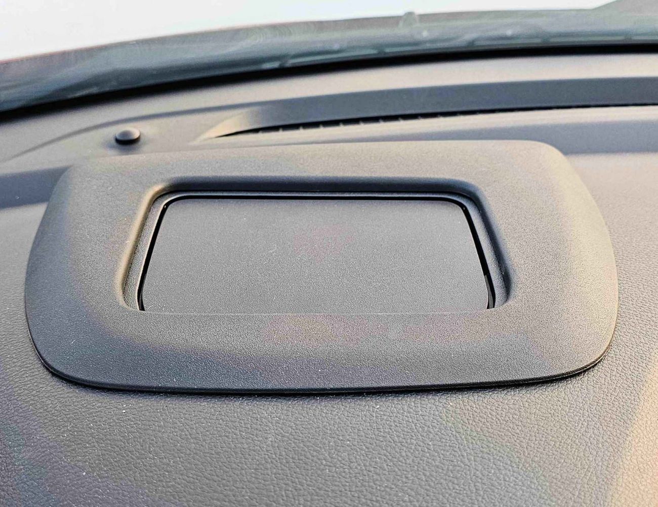 سوزوكي فرونكس GLX / EURO 5 HYBRID / 1.5L V4 / HEADUP DISPLAY / 360* CAMERAS / " 9" DISPLAY AUDIO (CODE # GLX)