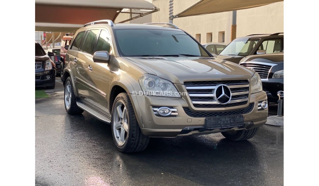 Mercedes-Benz GL 500 Mercedes GL500,2009, GCC, full option , like new, in excellent condition
