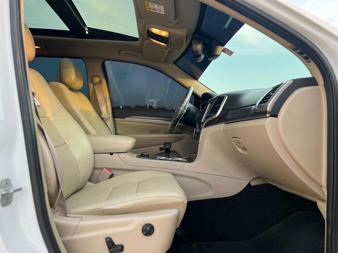 جيب جراند شيروكي Limited 3.6L