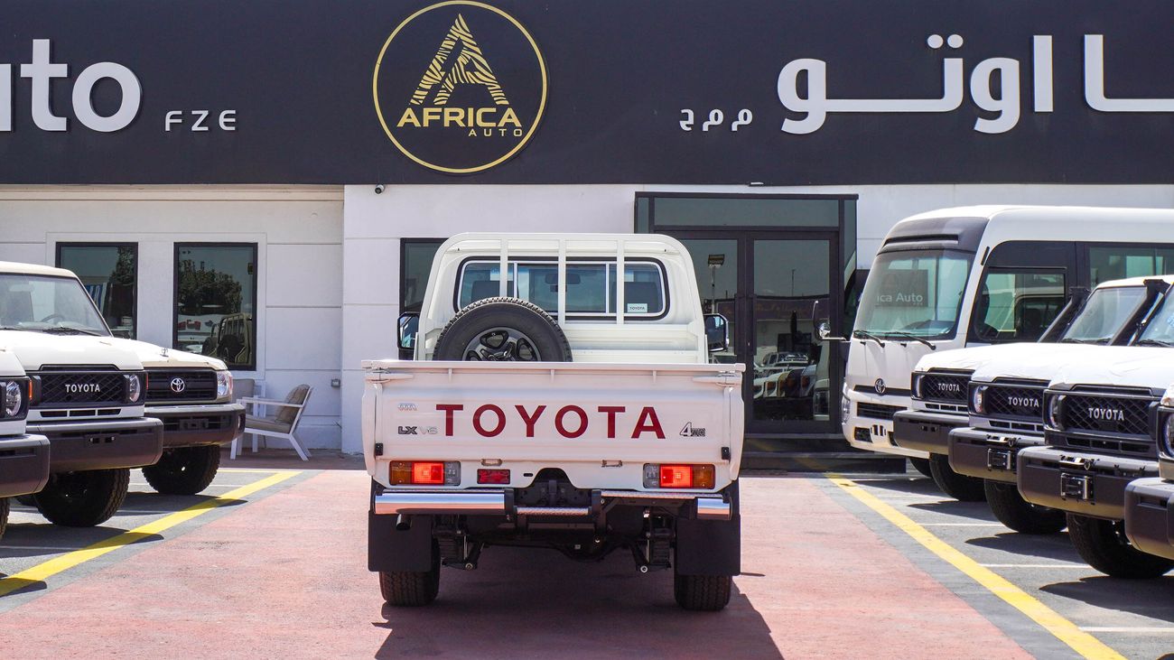 Toyota Land Cruiser Pick Up LX 4.0L V6 SINGLE CABIN M/T