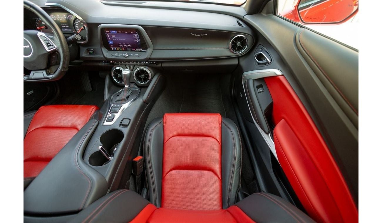 شيفروليه كامارو Chevrolet Camaro RS 2022 GCC under Agency Warranty with Flexible Down-Payment.