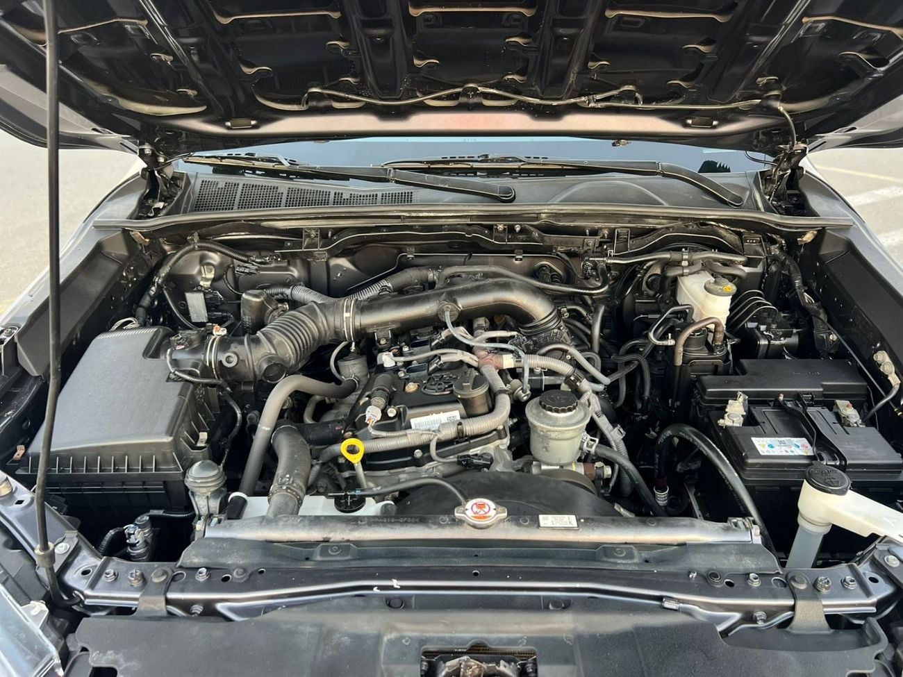 تويوتا هيلوكس ADVENTURE 2021 toyota hilux - off road package - full option - BullBar 2.7L V4 - AWD 4x4 -