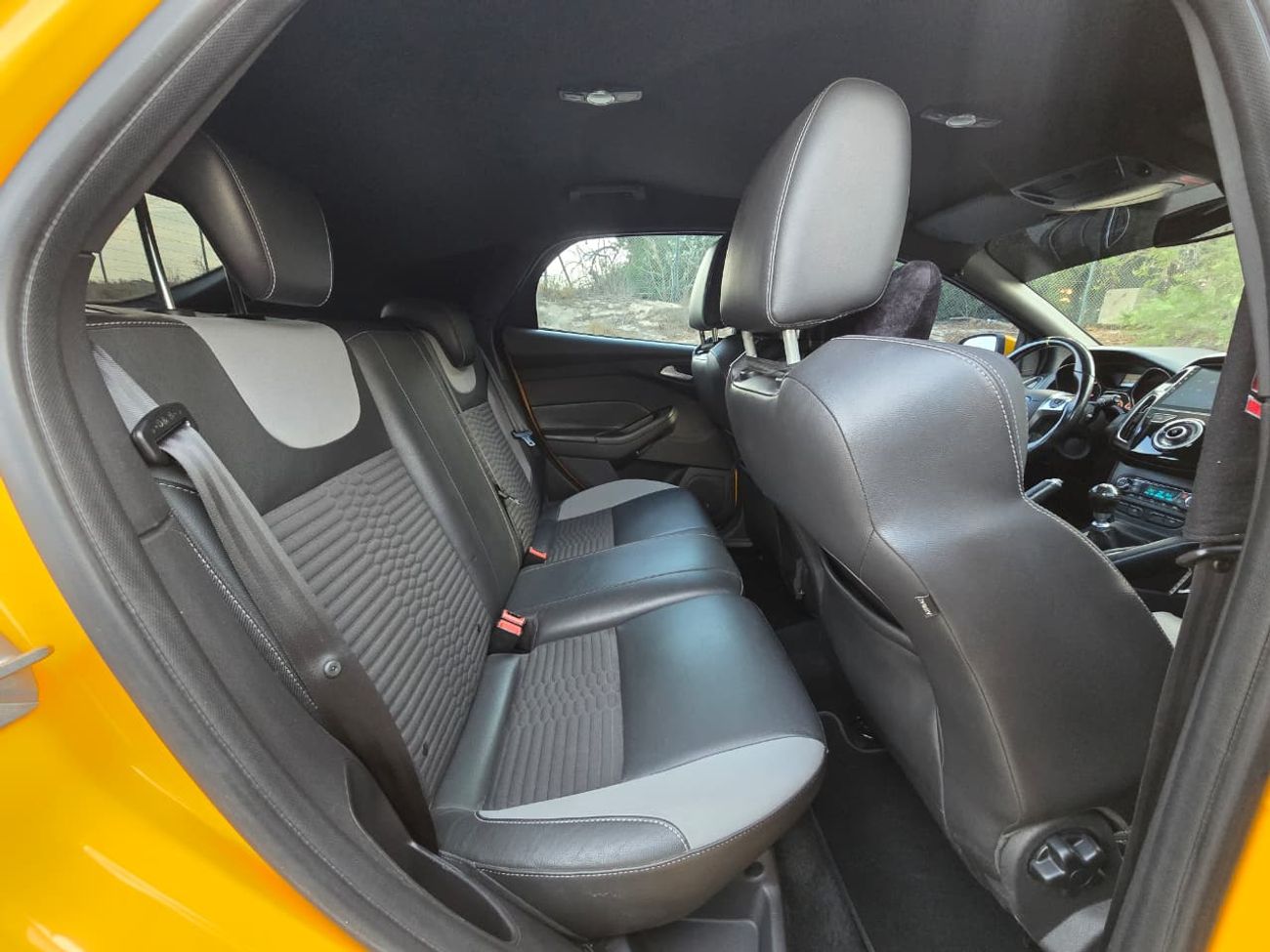 Ford Focus ST 2.0L FORD FOCUS ST 2014 GCC MANUAL // FULL OPITION // PERFECT CONDITION