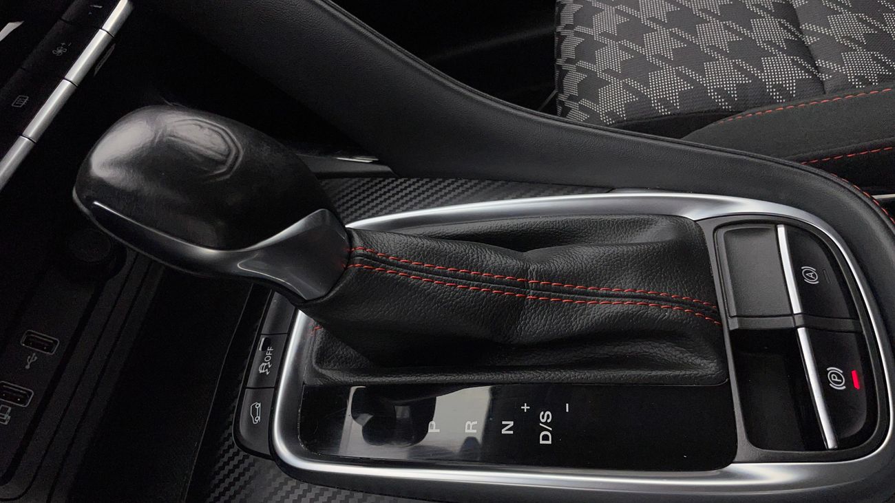 أم جي ZS STD 1.5 | بدون دفعة مقدمة | اختبار قيادة مجاني للمنزل