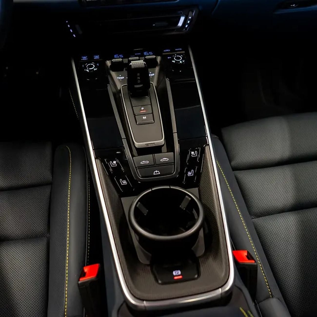 Porsche 911 Turbo S 3.8L (530 HP) Convertible 19,147 pm • 0% Downpayment • 911 Turbo S • Agency Warranty