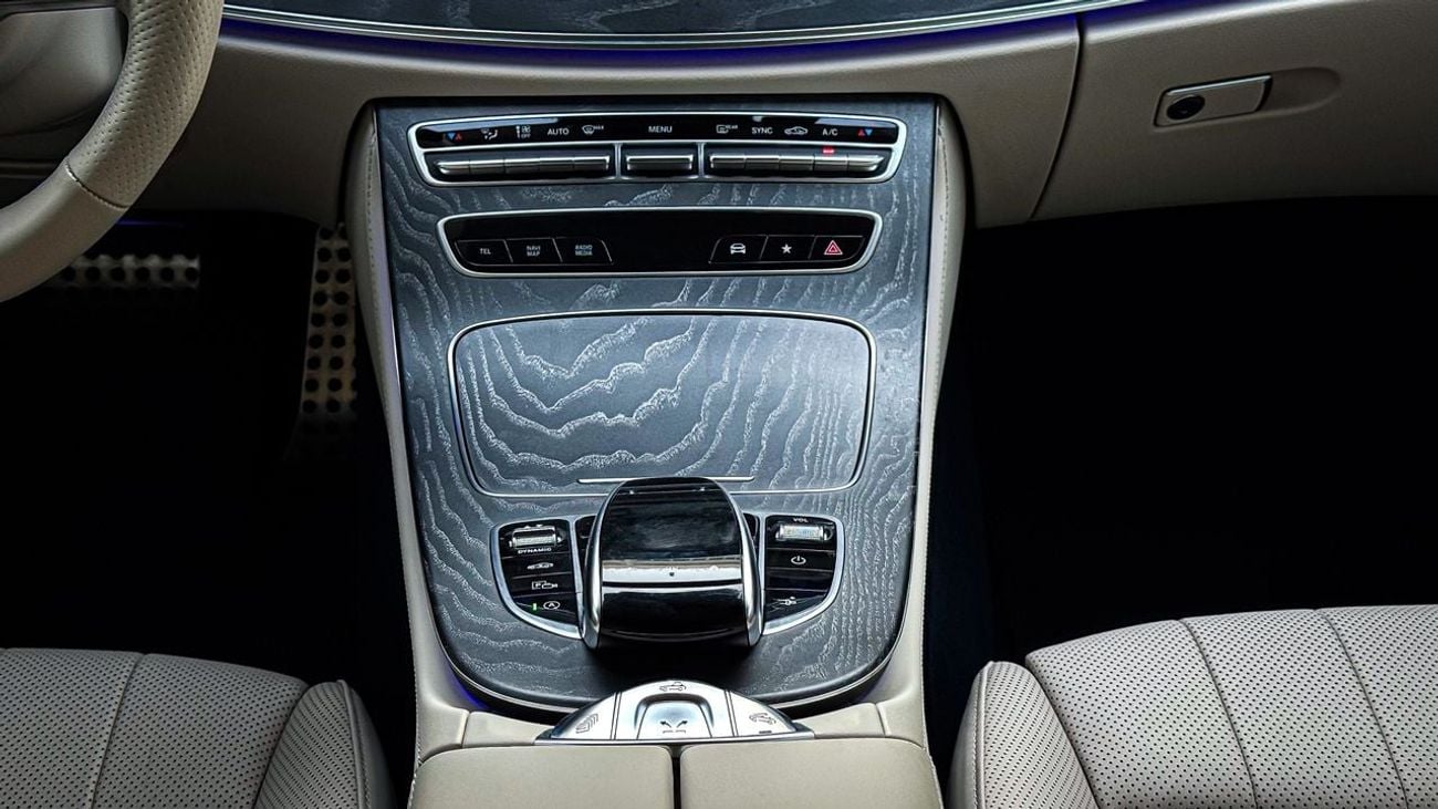 مرسيدس بنز E450 كوبيه Convertible