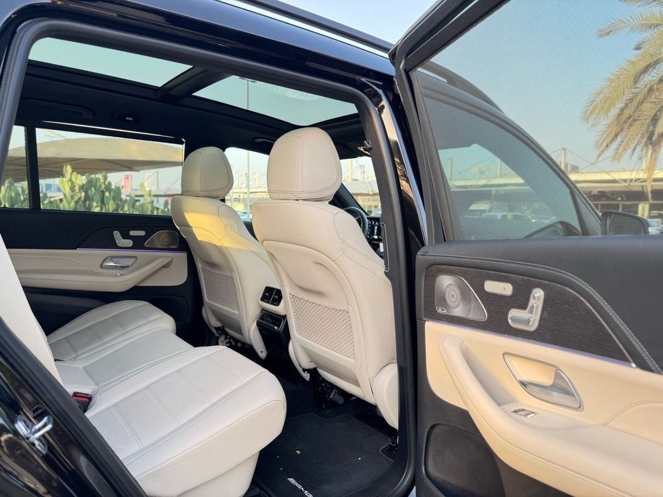 Mercedes Benz GLS450