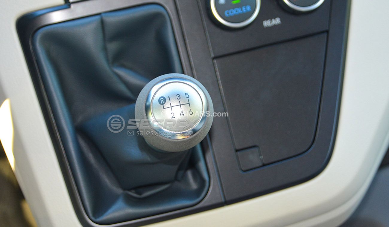 Toyota Hiace AVAILABLE High Roof, 3.5L Petrol MT, AT 2.8 DIESEL MT, AT