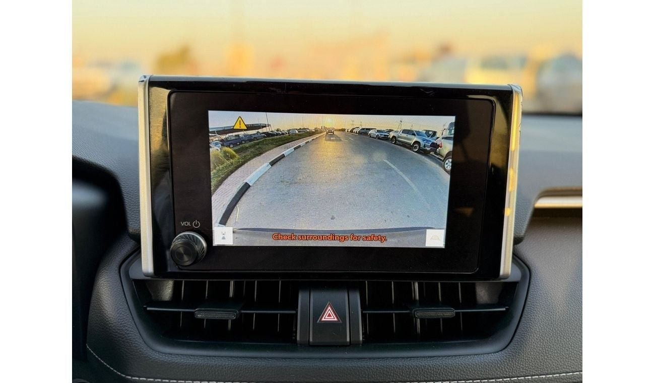 Toyota RAV4 TOYOTA RAV4 XLE 2023