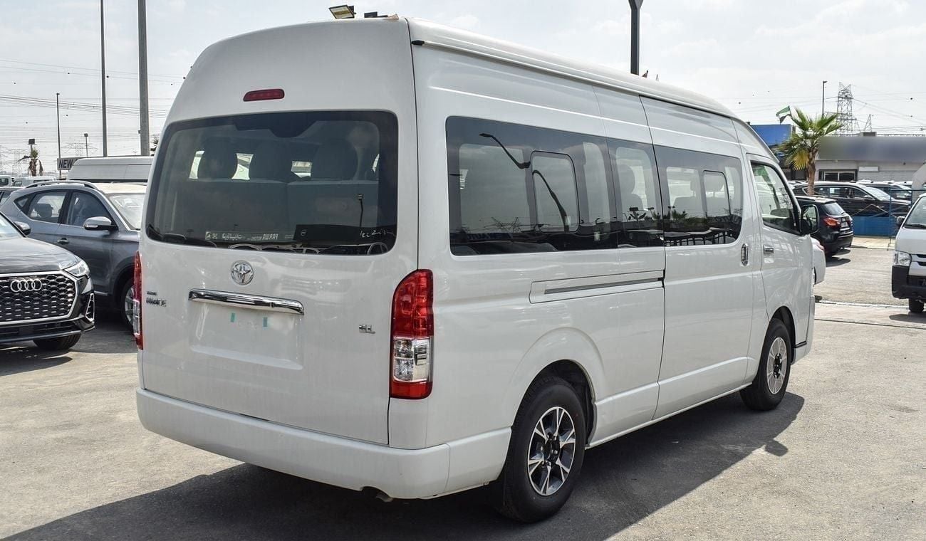 Toyota Hiace DLS -High Roof Commuter 2.8L M/T DLS -High Roof Commuter 2.5L M/T