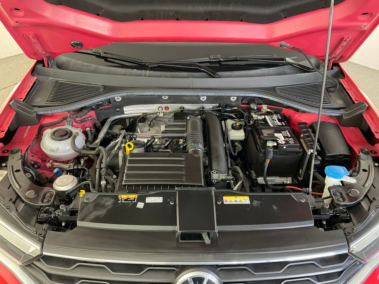 Volkswagen T ROC Trend | Guaranteed Warranty | 0 Down Payment