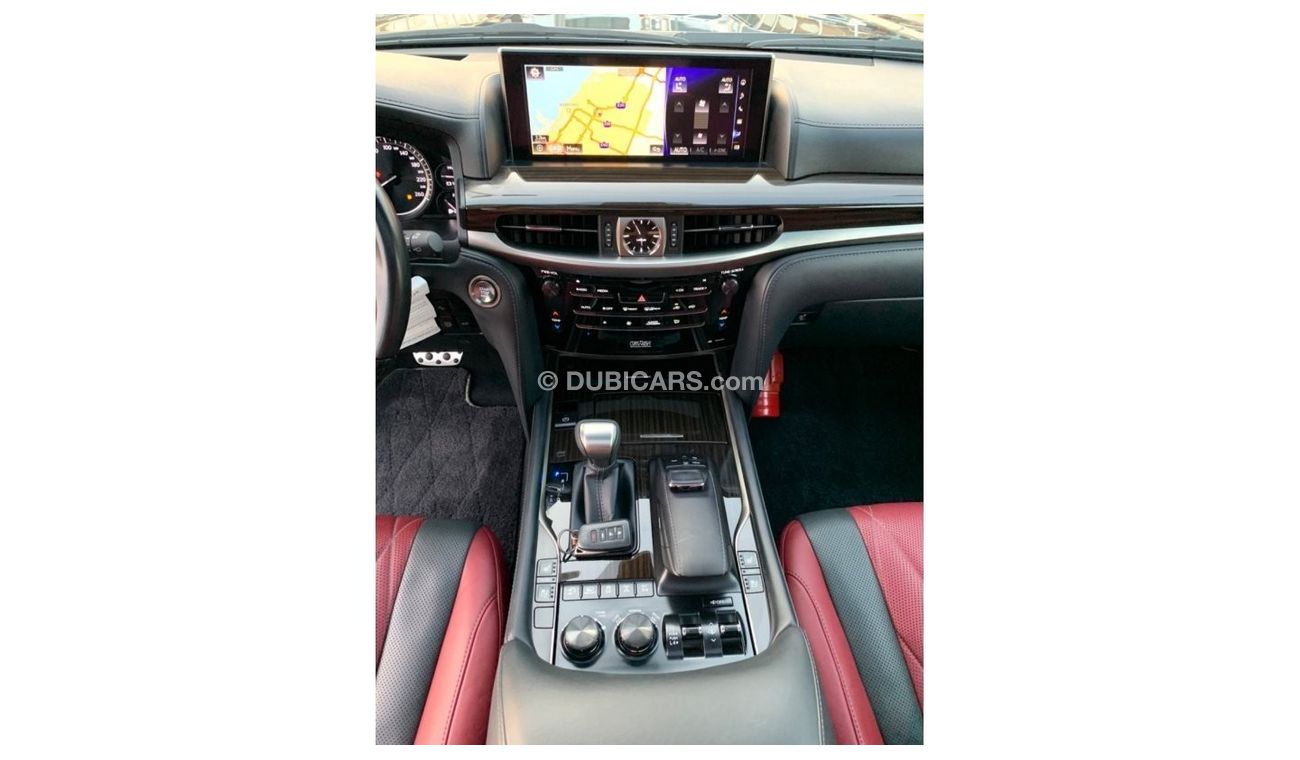 لكزس LX 570 سيجناتشر بلاك نسخة