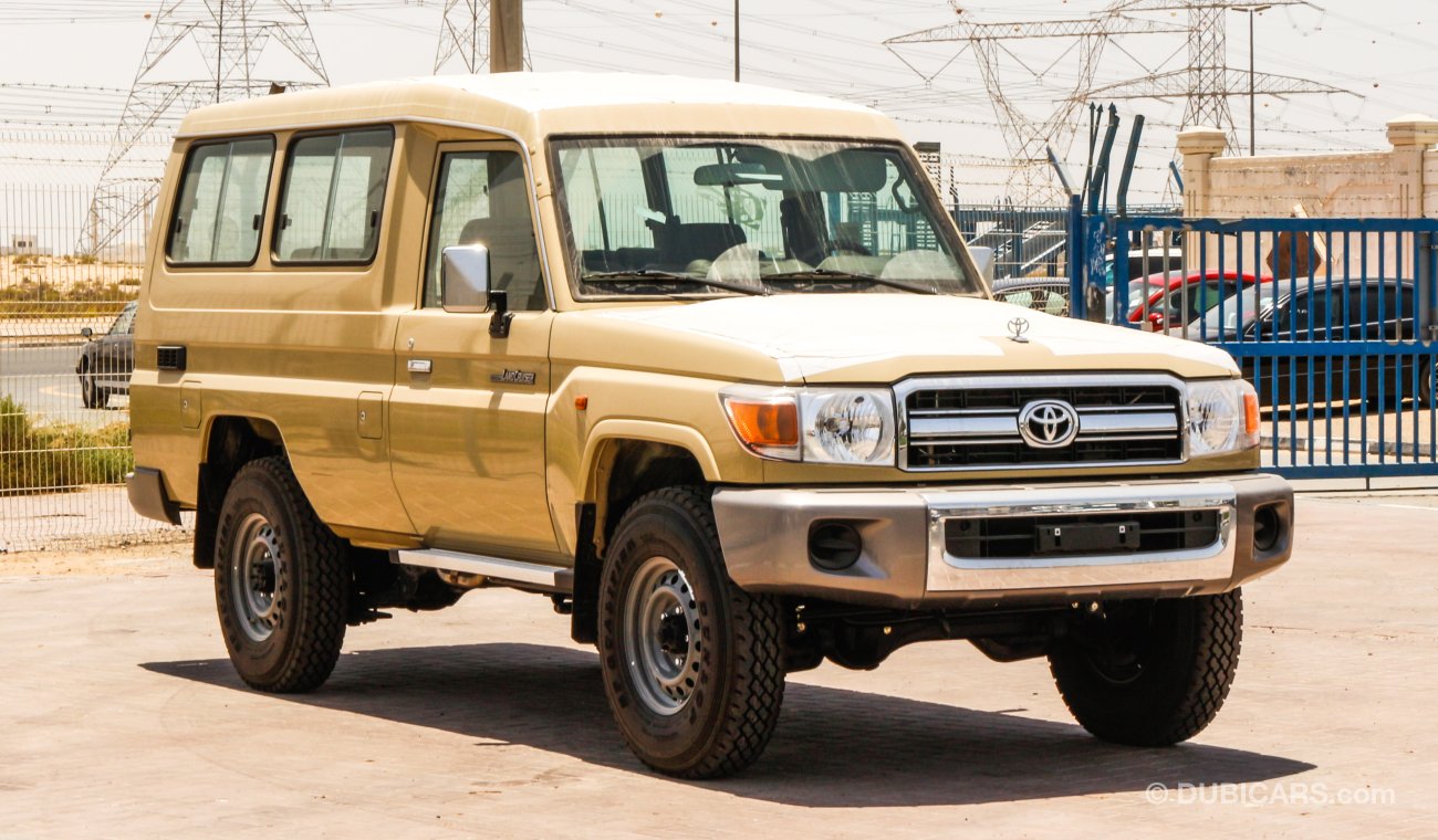 Toyota Land Cruiser Hard Top V6