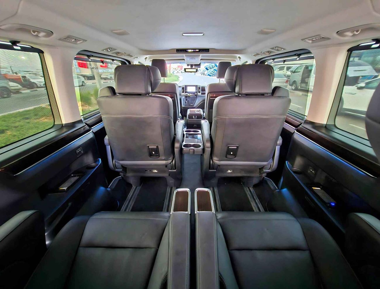 Toyota Granvia PREMIUM / FULL OPT/  ORG KMS/ ORG PAINT/ 2198 MONTHLY / LOT#8003492