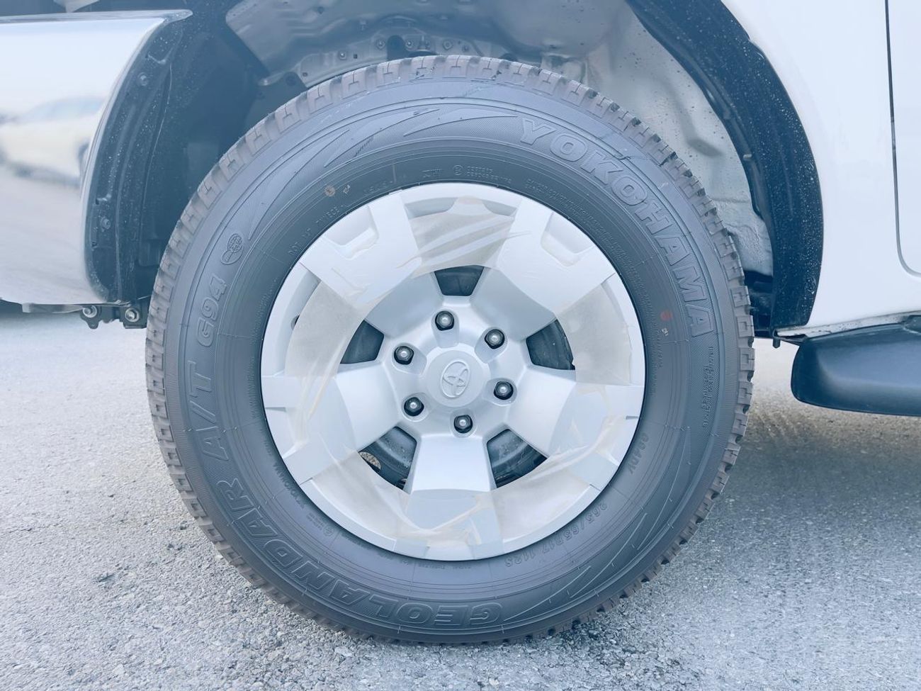 تويوتا هيلوكس S GLX 2.4L 4WD A/T