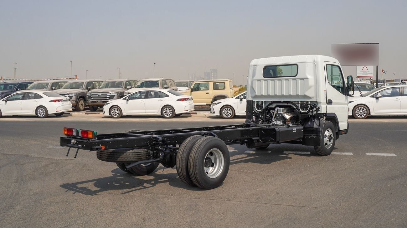 ميتسوبيشي فوسو كانتير Brand New Mitsubihsi Fuso Canter 2025 Export M/T |White/Black|CANTER-100-LWB-5T|