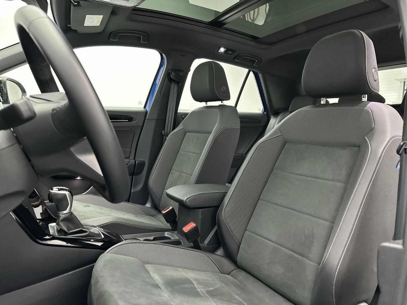 Volkswagen T-ROC Style 1.4L (Ref#52793) / WAS 104,900 AED - NOW 96,900 AED