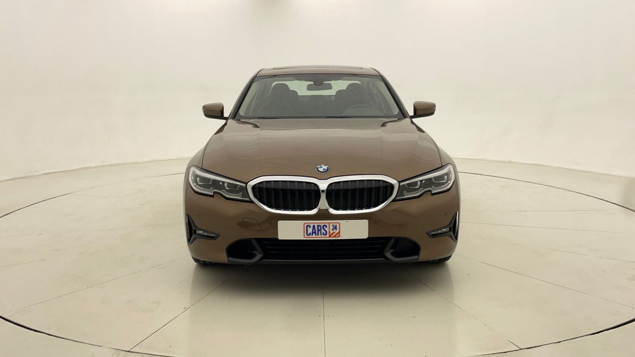 BMW 320i EXCLUSIVE 2 | Zero Down Payment | Home Test Drive