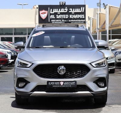 MG ZS LUX