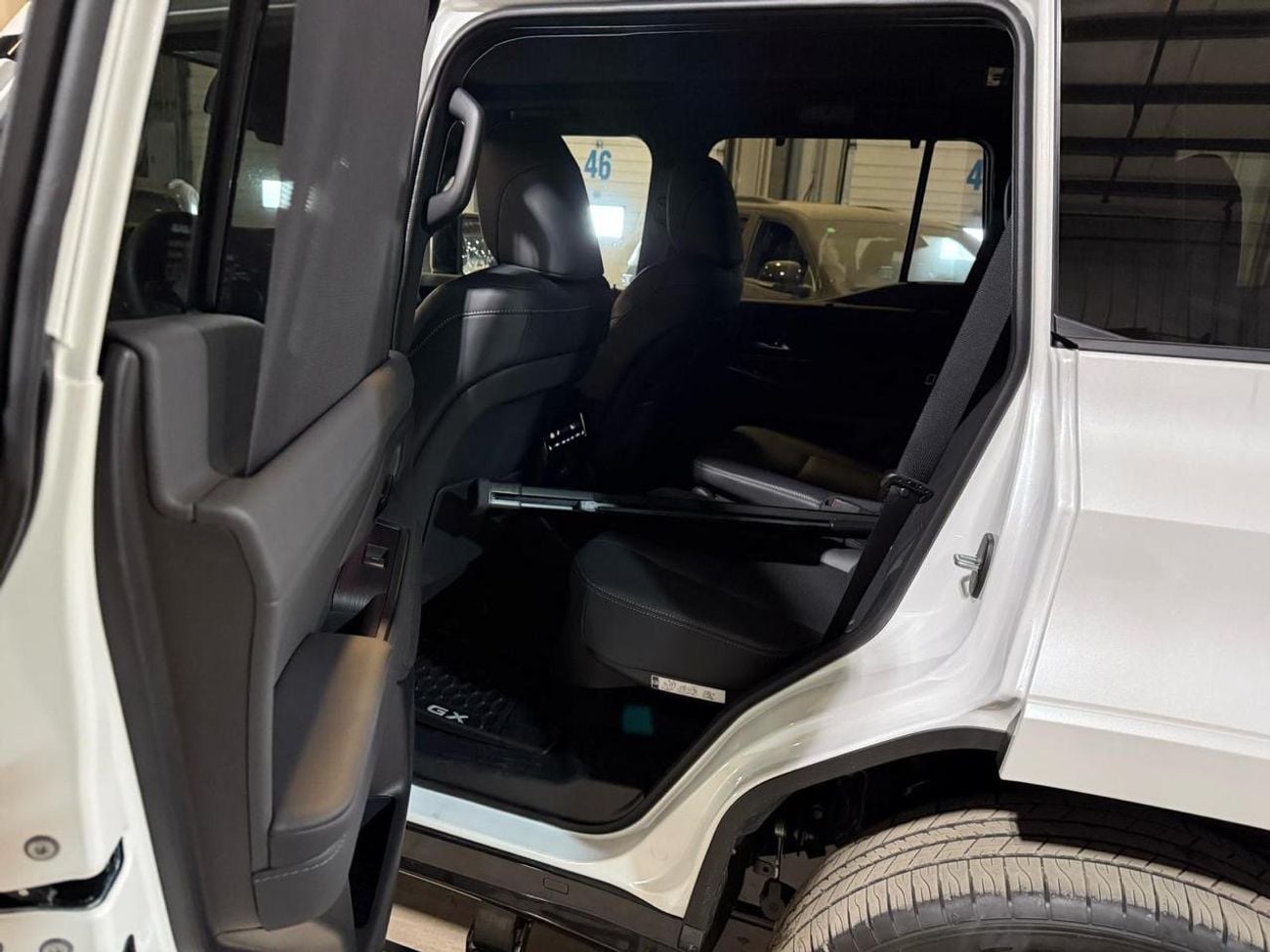 لكزس GX550 26/26 LUXURY PLUS