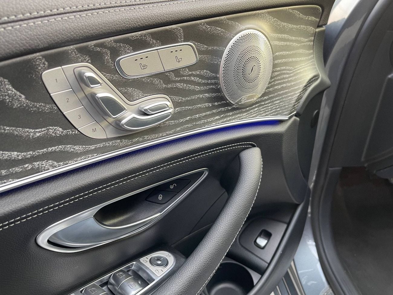 Mercedes-Benz E 350 LOW MILEAGE / 360 CAMERA / RADAR / PROMASTER SOUND SY / BLIND SPOT / IN PERFECT CONDITION