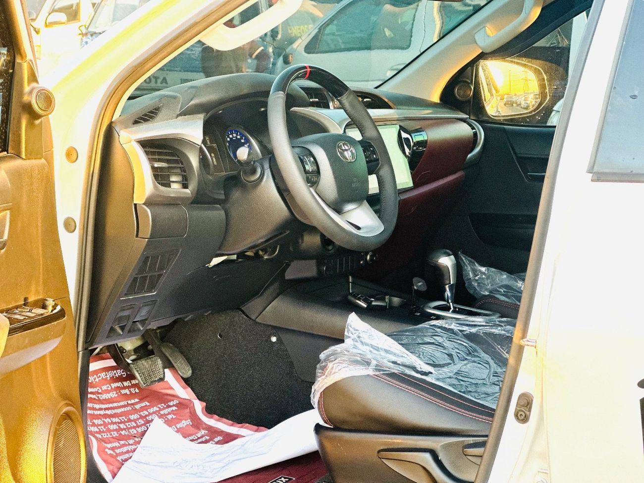 تويوتا هيلوكس GLX 2.7L Double Cab Utility M/T