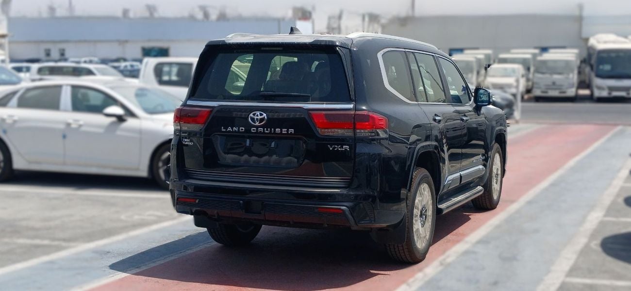 تويوتا لاند كروزر VXR