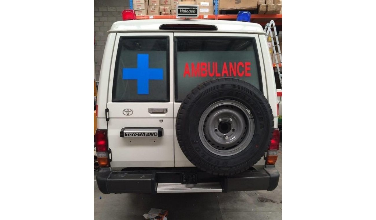 تويوتا لاند كروزر هارد توب 4.2L MT Ambulance  Diesel 2021MY