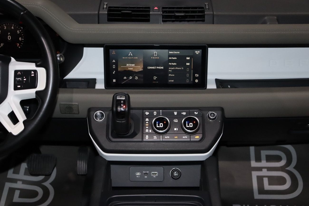 Land Rover Defender 110 SE P400 3.0L