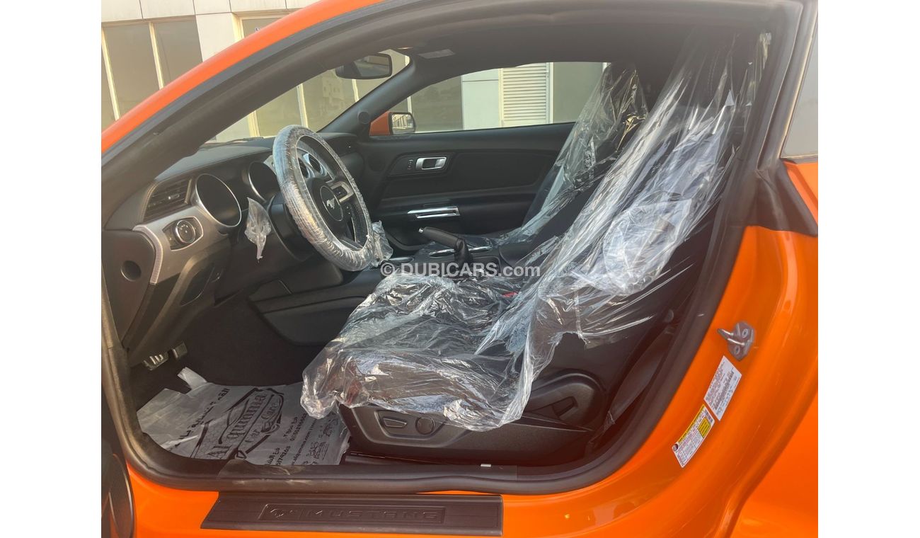 Ford Mustang EcoBoost Model 2020 2.3L RWD -  USA specs / low mileage