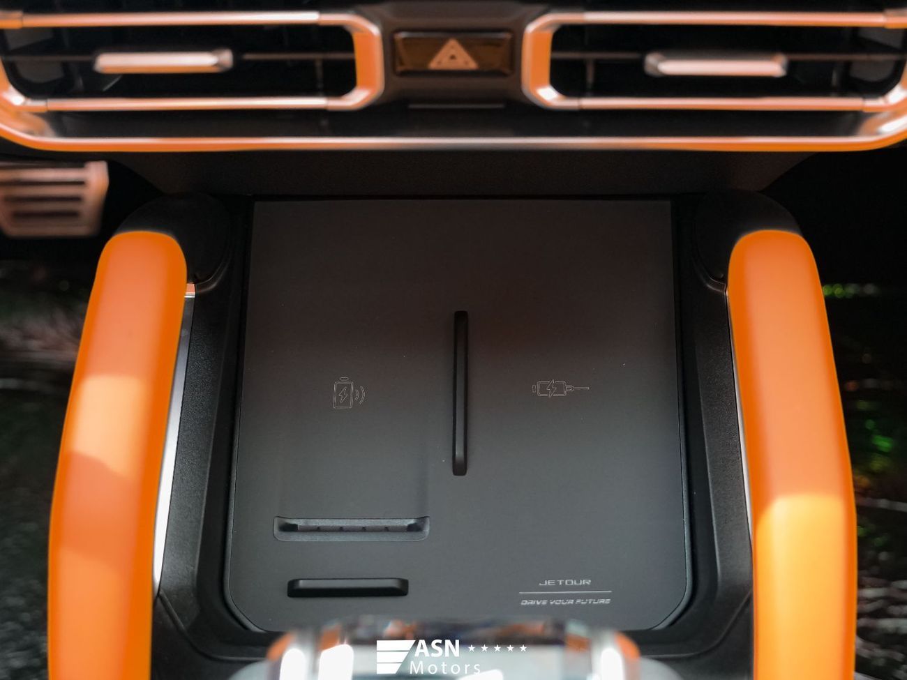 Jetour T2 Luxury Hermes Interior 2025 (Export Price)