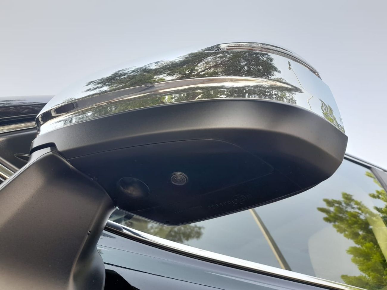 تويوتا لاند كروزر Right-Hand drive Diesel ZX black with biege