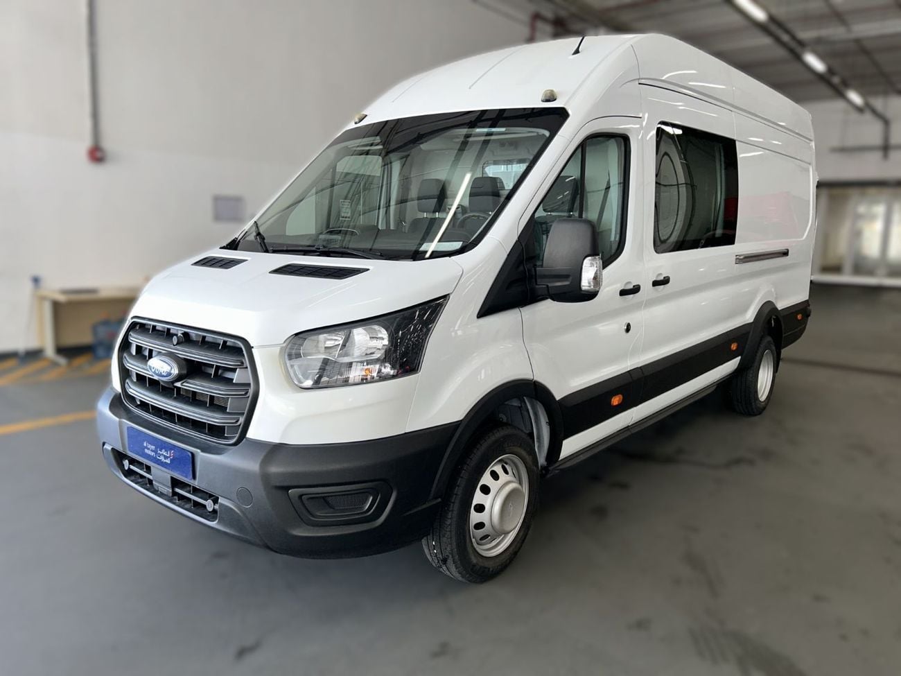 فورد ترانزت TVE4523 TRANSIT / AL TAYER MOTORS AL QOUZ SHOWROOM