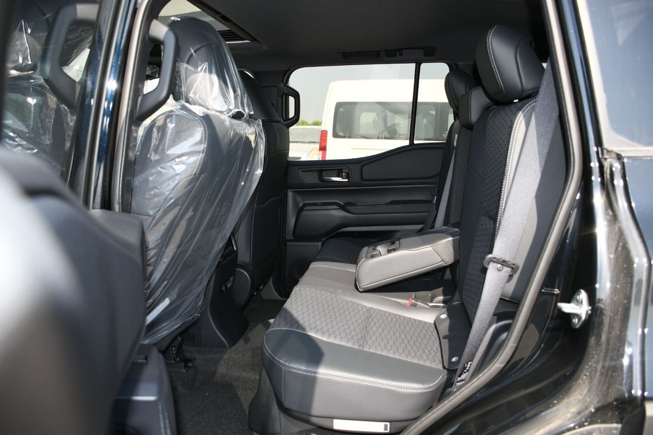 تويوتا برادو 2.4L Adventure petrol Only For Africa (ready Stock)